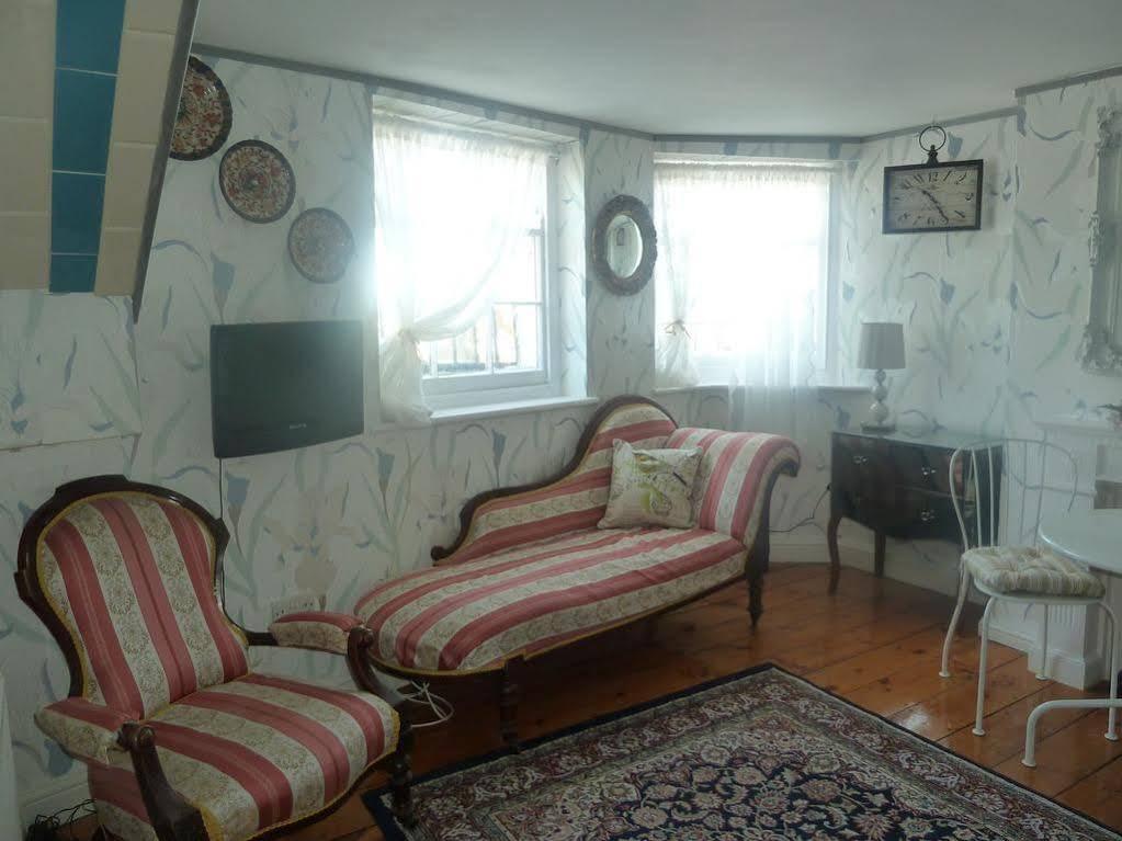 Beachview Guest House Accommodations Margate Exterior foto